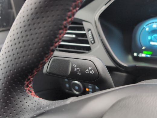 Ford Kuga 2.5 PHEV ST-Line X | UNIEK | Blackpack PLUS | Verlaagd | Panoramadak | El. Trekhaak ActivLease financial lease