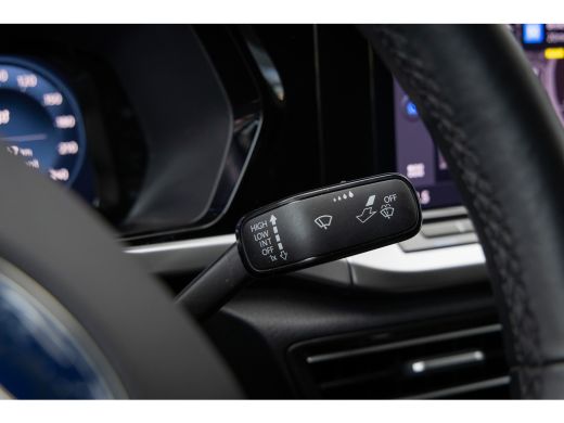 Ford Transit Connect 1.5 EcoBoost PHEV L2 Limited | Trekhaak | Camera | Cruise adaptief | Apple Carplay/Android Auto |... ActivLease financial lease