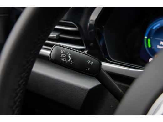 Ford Transit Connect 1.5 EcoBoost PHEV L2 Limited | Trekhaak | Camera | Cruise adaptief | Apple Carplay/Android Auto |... ActivLease financial lease