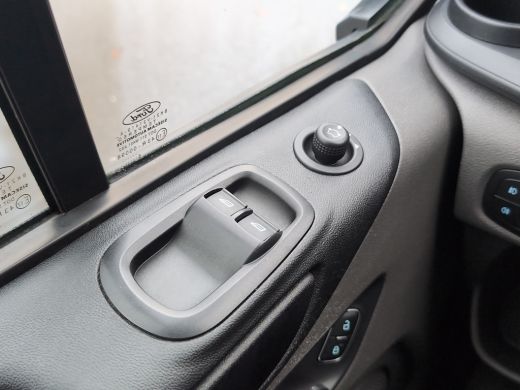 Ford Transit Custom 2.0 TDCI 130PK Airco | Trekhaak | Navigatie | Camera | Bijrijdersbank | Cruise control ActivLease financial lease