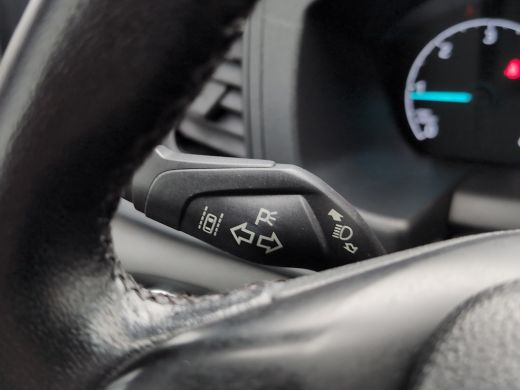 Ford Transit Custom 2.0 TDCI 130PK Airco | Trekhaak | Navigatie | Camera | Bijrijdersbank | Cruise control ActivLease financial lease