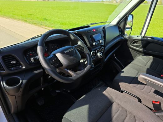 Iveco Daily 35S14V 2.3 352L H2 - 140 Pk - Euro 6 - Airco - Cruise Control - L2 L H2 ActivLease financial lease
