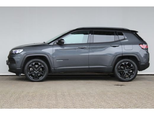 Jeep Compass 4xe 240 Plug-in Hybrid Electric Trailhawk | Achteruitrijcamera | Navigatiesysteem | Keyless entry... ActivLease financial lease