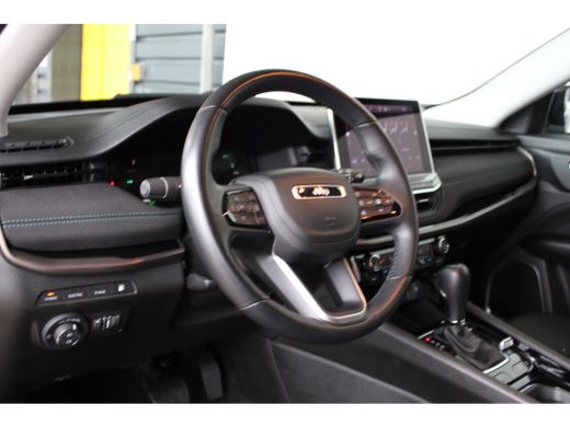 Jeep Compass 4xe 240 Plug-in Hybrid Electric Trailhawk | Achteruitrijcamera | Navigatiesysteem | Keyless entry... ActivLease financial lease