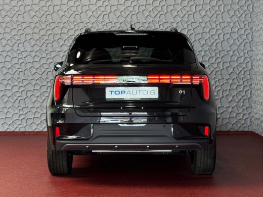 Lynk & Co 01 MORE 276PK 4 CYL NW MODEL FULL BLACK HARMAN KARDON LEDER PANO. 15'4 INCH NAVI 360.CAM 20''LMV ELE... ActivLease financial lease