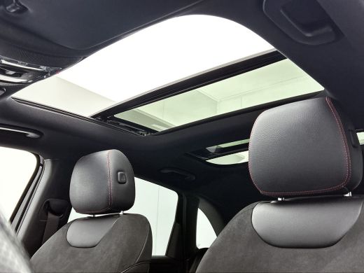 Mercedes-Benz B-Klasse 180 Automaat Bus.Solution AMG-Line / Panoramadak / Pdc+Camera / Navigatie / 1/2 Leder / Apk 09-2026 ActivLease financial lease