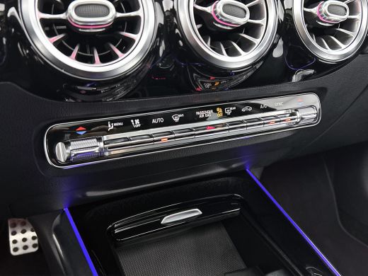 Mercedes-Benz B-Klasse 180 Automaat Bus.Solution AMG-Line / Panoramadak / Pdc+Camera / Navigatie / 1/2 Leder / Apk 09-2026 ActivLease financial lease