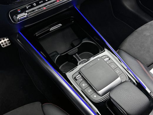 Mercedes-Benz B-Klasse 180 Automaat Bus.Solution AMG-Line / Panoramadak / Pdc+Camera / Navigatie / 1/2 Leder / Apk 09-2026 ActivLease financial lease