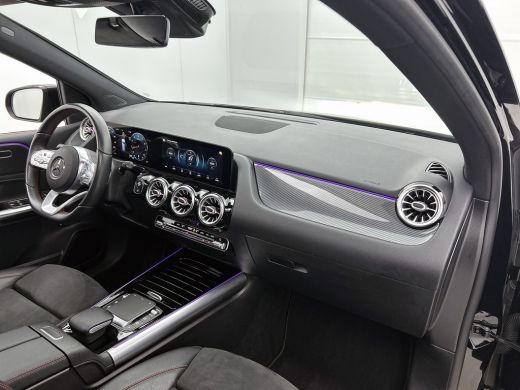 Mercedes-Benz B-Klasse 180 Automaat Bus.Solution AMG-Line / Panoramadak / Pdc+Camera / Navigatie / 1/2 Leder / Apk 09-2026 ActivLease financial lease