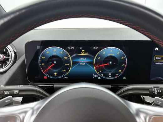 Mercedes-Benz B-Klasse 180 Automaat Bus.Solution AMG-Line / Panoramadak / Pdc+Camera / Navigatie / 1/2 Leder / Apk 09-2026 ActivLease financial lease