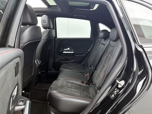Mercedes-Benz B-Klasse 180 Automaat Bus.Solution AMG-Line / Panoramadak / Pdc+Camera / Navigatie / 1/2 Leder / Apk 09-2026 ActivLease financial lease
