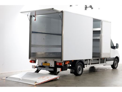Mercedes-Benz Sprinter 314 CDI 143pk Bakwagen met laadklep en zijdeur L440 1026kg laadverm. 05-2022 ActivLease financial lease