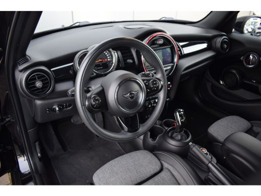 Mini Cooper 1.5 Cooper 60 Years Edition | 5 Deurs | Half Leer | Stoelverw. | Apple CarPlay ActivLease financial lease