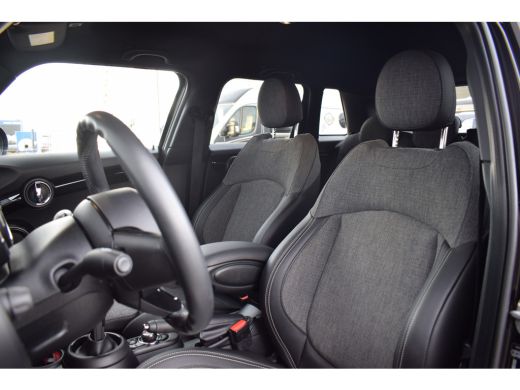 Mini Cooper 1.5 Cooper 60 Years Edition | 5 Deurs | Half Leer | Stoelverw. | Apple CarPlay ActivLease financial lease