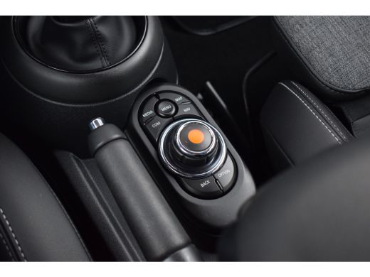 Mini Cooper 1.5 Cooper 60 Years Edition | 5 Deurs | Half Leer | Stoelverw. | Apple CarPlay ActivLease financial lease