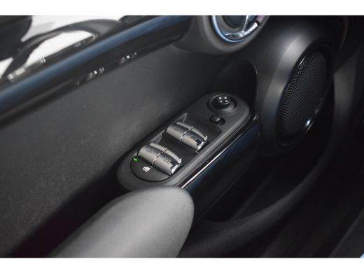 Mini Cooper 1.5 Cooper 60 Years Edition | 5 Deurs | Half Leer | Stoelverw. | Apple CarPlay ActivLease financial lease