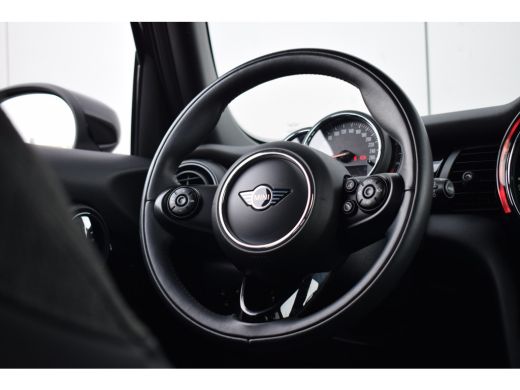 Mini Cooper 1.5 Cooper 60 Years Edition | 5 Deurs | Half Leer | Stoelverw. | Apple CarPlay ActivLease financial lease