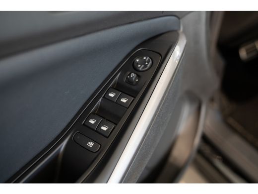 Opel Grandland 1.2 Turbo Level 4 Automaat | Stoel & Stuurverwarming | Parkeersensoren | Climate Controle | Apple... ActivLease financial lease