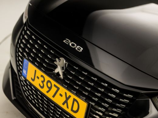 Peugeot 208 1.2 PureTech Sport Automaat (APPLE CARPLAY, GROOT NAVI, PARKEERSENSOREN, SPORTSTOELEN, LED KOPLAM... ActivLease financial lease