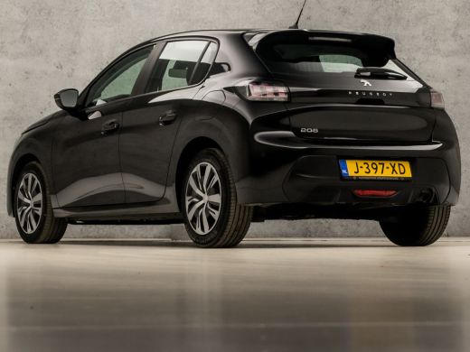 Peugeot 208 1.2 PureTech Sport Automaat (APPLE CARPLAY, GROOT NAVI, PARKEERSENSOREN, SPORTSTOELEN, LED KOPLAM... ActivLease financial lease