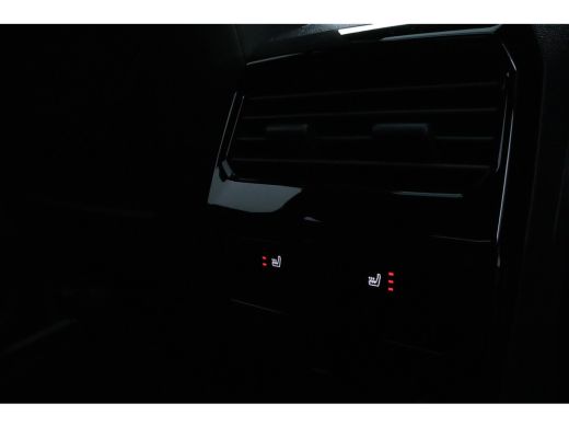 Peugeot 3008 GT | Advanced Active Safety Brake met camera en radar (Pack Safety Plus) | Climate Control | Elek... ActivLease financial lease