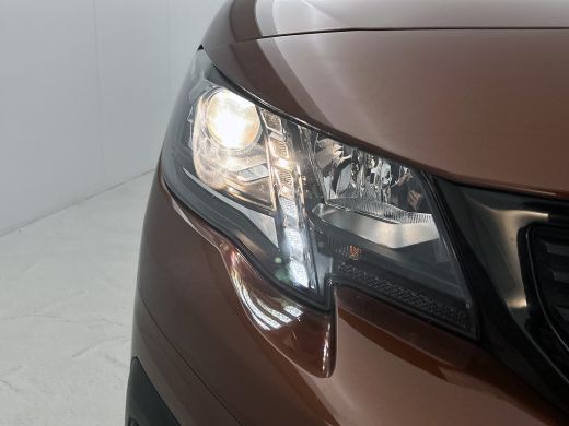 Peugeot Rifter 1.2 131PK Automaat GT 7pers. * Distributie vv.bij 95Dkm * / Trekhaak / Airco-ecc. / Pdc+Camera / ... ActivLease financial lease