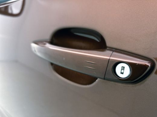 Peugeot Rifter 1.2 131PK Automaat GT 7pers. * Distributie vv.bij 95Dkm * / Trekhaak / Airco-ecc. / Pdc+Camera / ... ActivLease financial lease