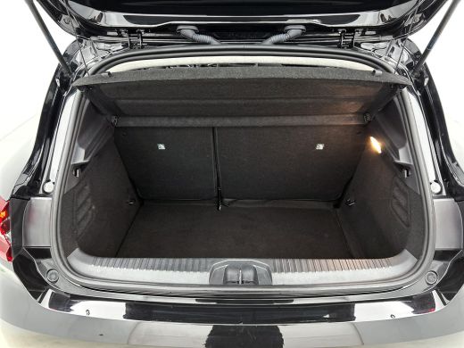 Renault Clio 1.0 TCe 92PK 5drs. Equilibre / Navigatie / Airco / Cruise-control /  Radio multimedia / 6Versn / ... ActivLease financial lease