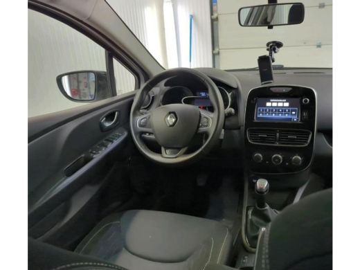 Renault Clio Estate 0.9 TCe Limited 90PK / Pdc. / Airco / Navigatie / Radio multimedia / Apk 02-2026 ActivLease financial lease