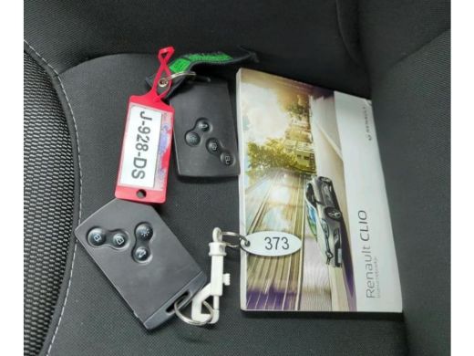 Renault Clio Estate 0.9 TCe Zen 90PK / Trekhaak / Pdc. / Airco / Navigatie / Radio multimedia / Apk 07-2026 ActivLease financial lease