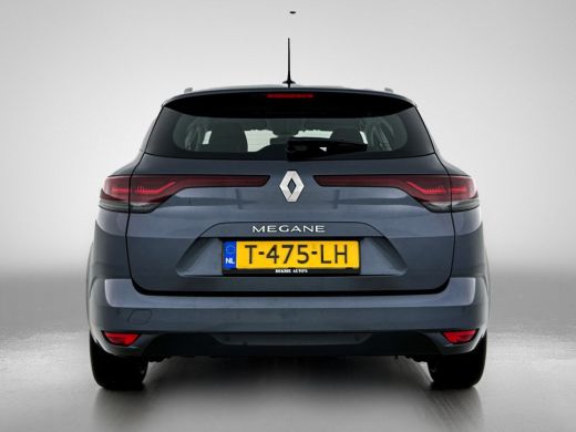 Renault M&eacute;gane Estate Estate 1.3 TCe 140PK Equilibre / Navigatie / Pdc.V+A / Airco-ecc./ Xenon / Radio multimedia / Apk... ActivLease financial lease