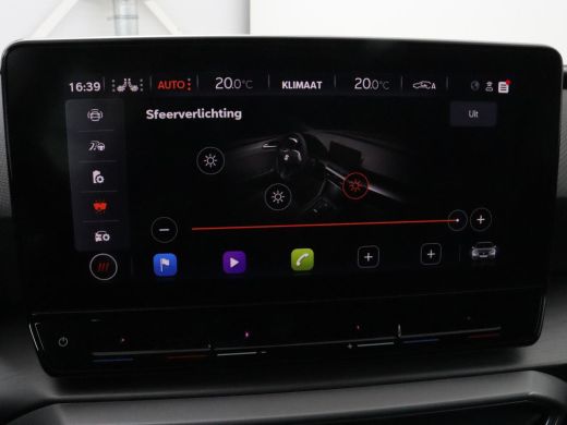 Seat Leon 1.4 e-Hybrid FR | Trekhaak | Stoelverwarming | Camera | Adaptive cruise | Carplay | Navigatie | F... ActivLease financial lease