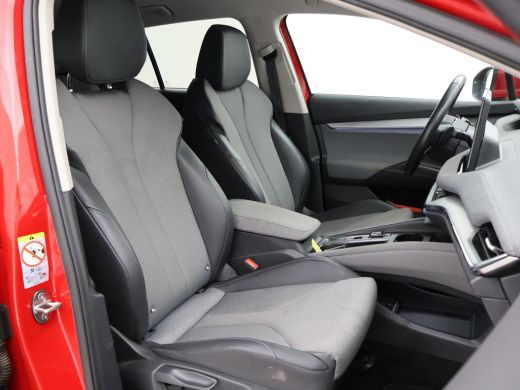 Skoda Enyaq iV 80 - 204 PK + SFEERVERLICHTING | CAMERA | STUURWIELVERW. | CARPLAY ActivLease financial lease