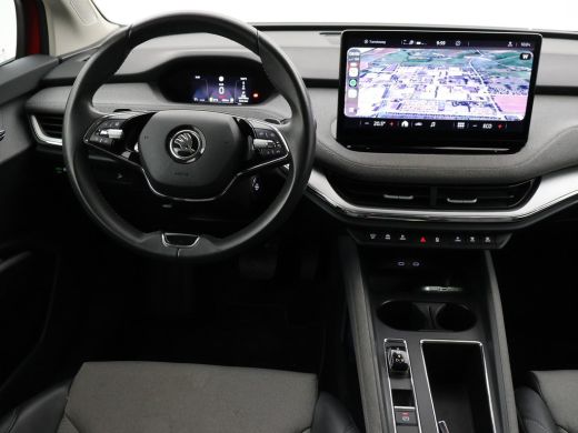 Skoda Enyaq iV 80 - 204 PK + SFEERVERLICHTING | CAMERA | STUURWIELVERW. | CARPLAY ActivLease financial lease