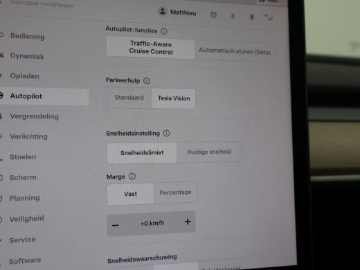 Tesla Model Y LONG RANGE AWD 75 kWh 351 PK BTW + 360 CAMERA | PANORAMA | AUTOPILOT | LEDER  STOELVERW. V+A ActivLease financial lease