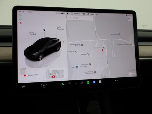 Tesla Model Y LONG RANGE AWD 75 kWh 351 PK BTW + 360 CAMERA | PANORAMA | AUTOPILOT | LEDER  STOELVERW. V+A ActivLease financial lease