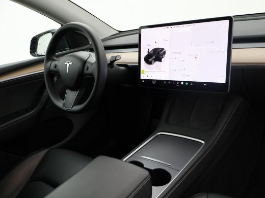Tesla Model Y LONG RANGE AWD 75 kWh 351 PK BTW + 360 CAMERA | PANORAMA | AUTOPILOT | LEDER  STOELVERW. V+A ActivLease financial lease