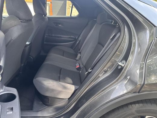 Toyota C-HR 1.8 Hybrid 140 Dynamic Ultimate | 06-10141018 Voor meer informatie ActivLease financial lease