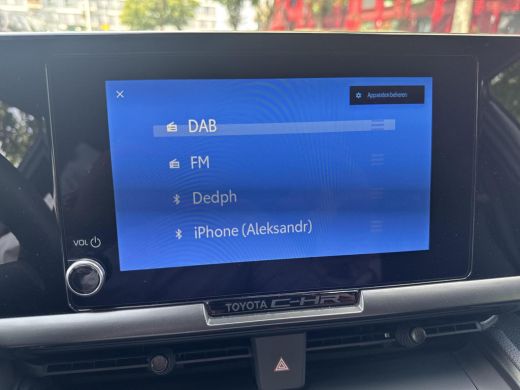 Toyota C-HR 1.8 Hybrid 140 Dynamic Ultimate | 06-10141018 Voor meer informatie ActivLease financial lease