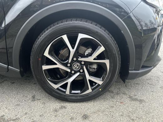 Toyota C-HR 1.8 Hybrid TeamNL ActivLease financial lease