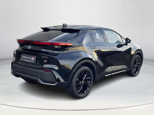 Toyota C-HR 2.0 Plug-in Hybrid 220 Black Edition ActivLease financial lease