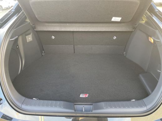 Toyota C-HR 2.0 Plug-in Hybrid 220 Black Edition ActivLease financial lease