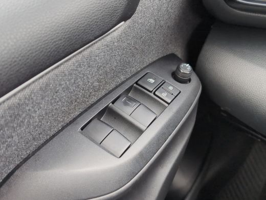 Toyota Yaris 1.5 Hybrid Dynamic ActivLease financial lease