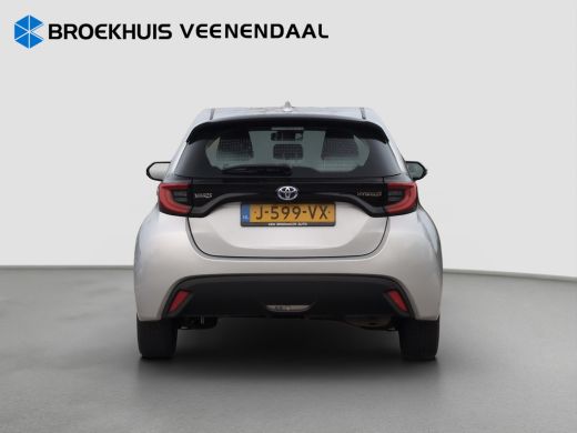 Toyota Yaris 1.5 Hybrid Dynamic ActivLease financial lease