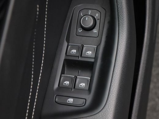 Volkswagen Arteon 2.0 TDi 200 Pk Automaat R-Line Business+ | Panoramadak | Volledig Leder | Elektrische Stoelen met... ActivLease financial lease