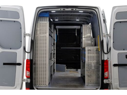 Volkswagen Crafter 35 2.0 TDI 177pk L3H3 (L2H2) Highline LED/ACC/Inrichting 06-2018 ActivLease financial lease