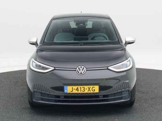 Volkswagen ID.3 First Plus 58 kWh | Adaptive Cruise | Stoelverwarming | CarPlay | Navigatie | Camera | 19 Inch | ... ActivLease financial lease