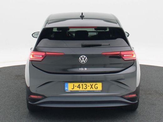 Volkswagen ID.3 First Plus 58 kWh | Adaptive Cruise | Stoelverwarming | CarPlay | Navigatie | Camera | 19 Inch | ... ActivLease financial lease