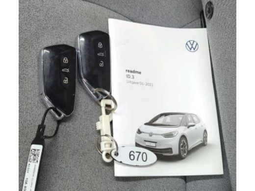 Volkswagen ID.3 First Plus 58 kWh / Trekhaak / Pdc.+Camera / Airco-ecc./ Navigatie / Xenon / Stoelverwarming / Ap... ActivLease financial lease