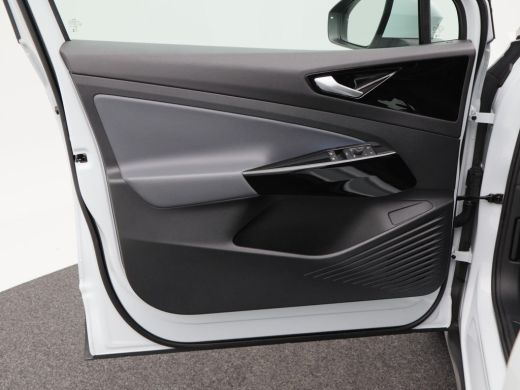 Volkswagen ID.4 Pro 77 kWh 204 Pk Automaat | Adaptive Cruise | LED | CarPlay | Lane Assist | Parkeersensoren | 19... ActivLease financial lease